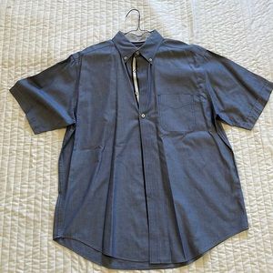 Roundtree & Yorke Short Sleeved Button Up Men’s Shirt
